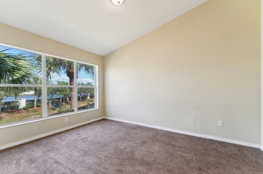 Building Photo - 11640 Marino Ct
