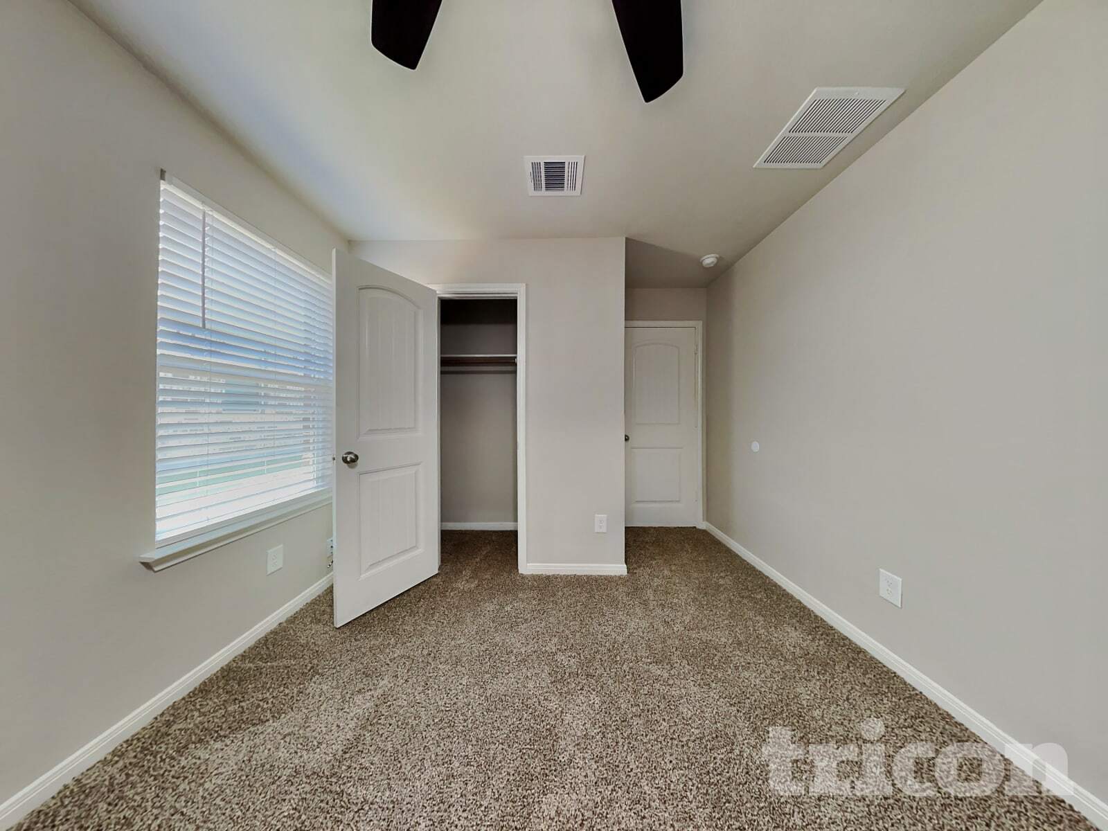 Building Photo - 128 Pronghorn Cir