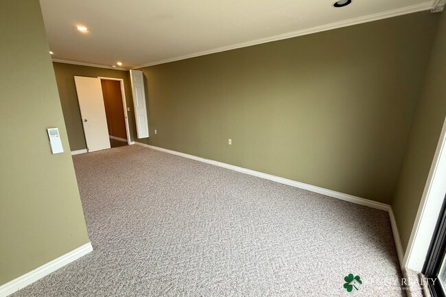 Building Photo - Spacious 1-Bedroom Lower-Level Apartment with Private Patio