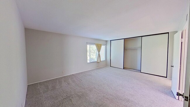 Building Photo - 4 Morning Star