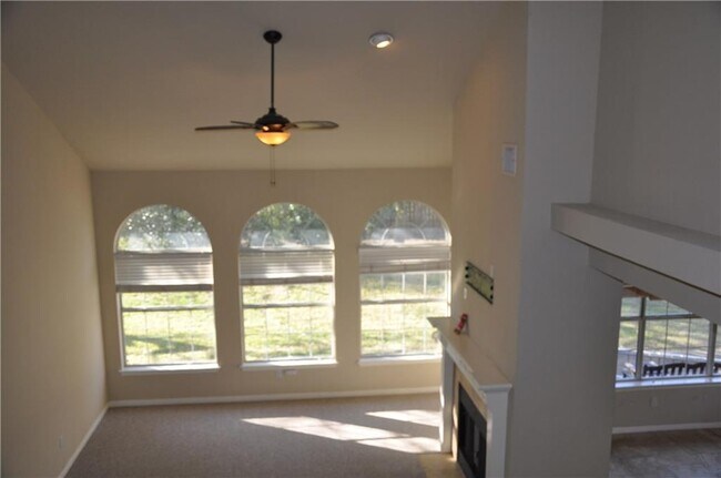 Building Photo - 19112 Ventana Ct