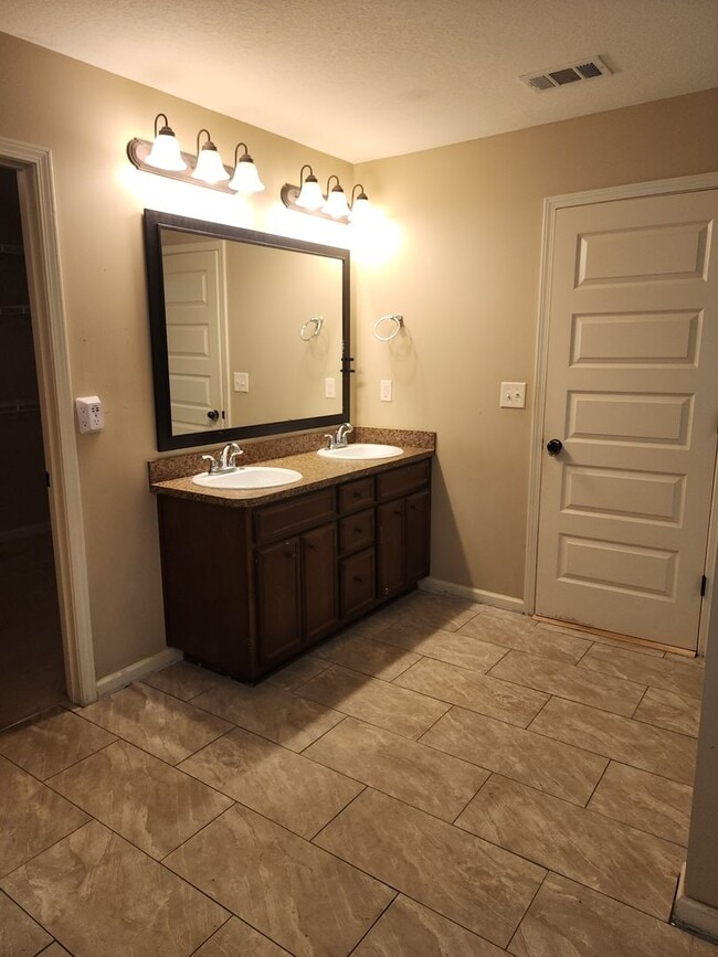 Building Photo - "NEW LOWER PRICE" LOVELY TWO-STORY W/ 5 BE...