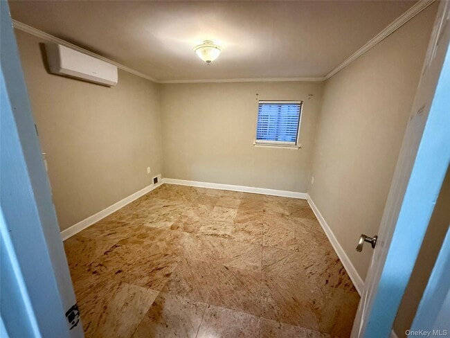 Building Photo - 159-12 88th St