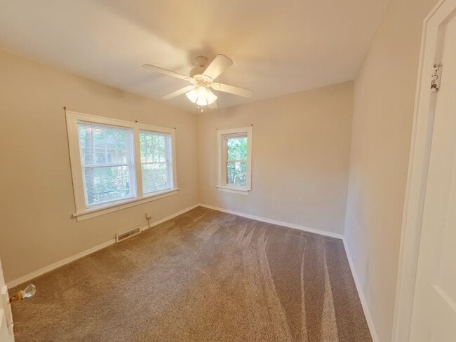 Building Photo - 144 S Sedgwick St