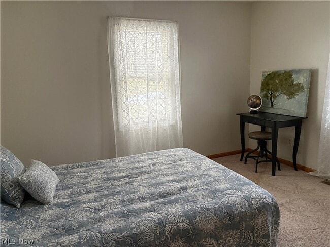 Building Photo - 1550 Chapman Dr