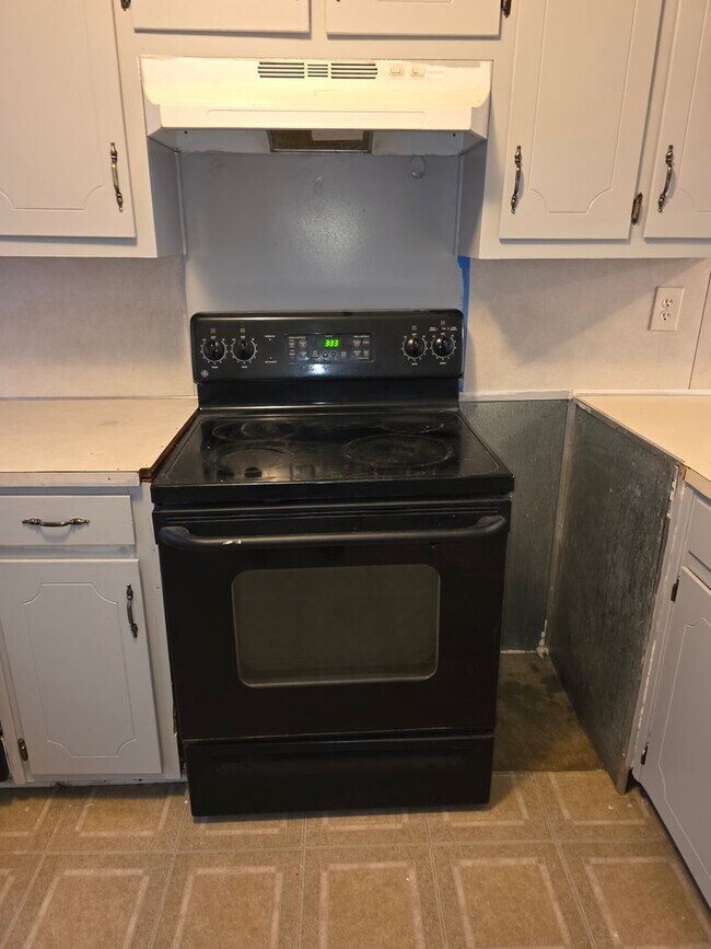 Building Photo - Kings Mountain