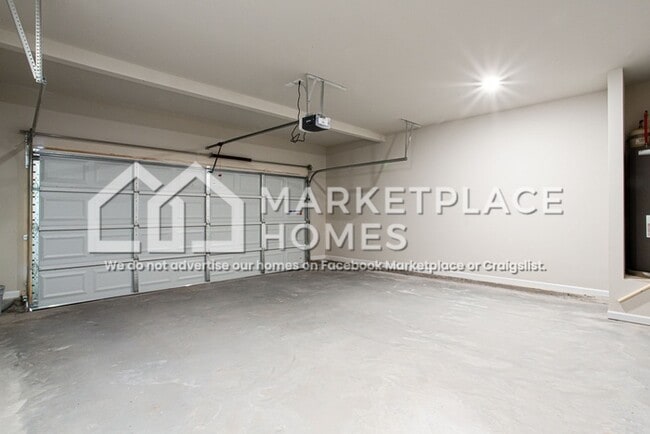 Building Photo - 6715 Hill Rock Ln