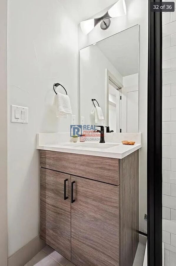 Building Photo - 405 Harrison St