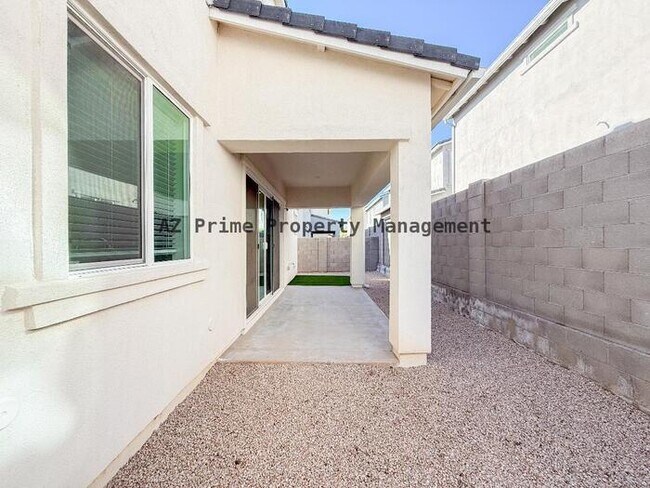 Building Photo - 5138 E Anderson Dr