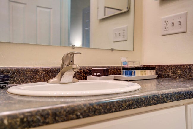 Building Photo - 3367 S 100th St