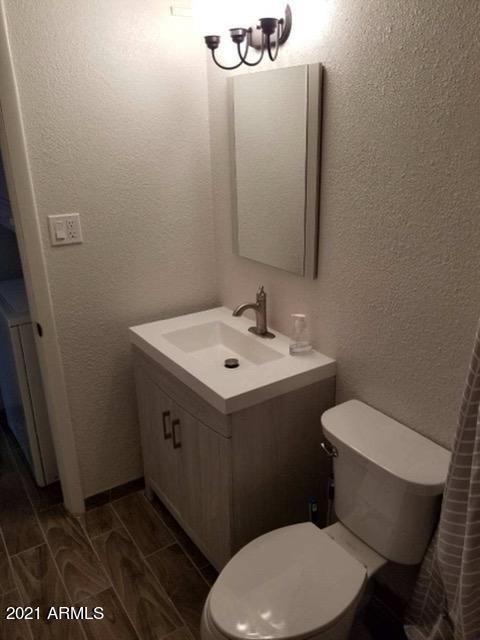 Building Photo - 1212 E Tempe Dr