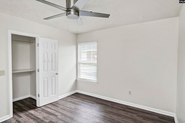 Building Photo - 107 Hutto Hill