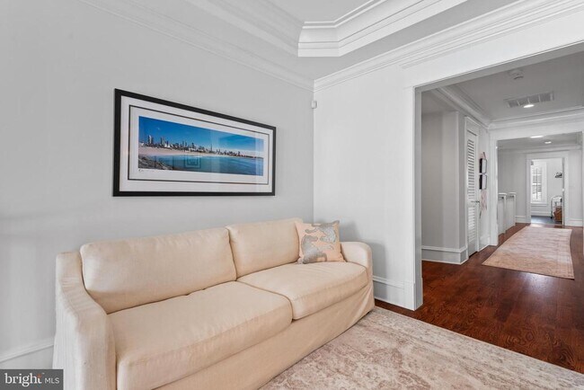 Building Photo - 5600 Brite Dr