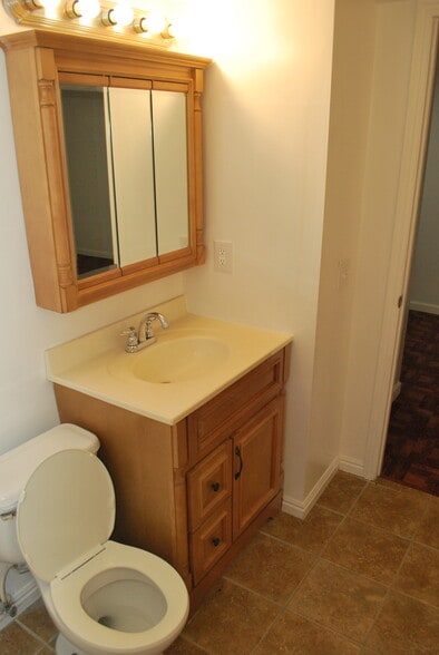 Building Photo - 2954 S 625 W