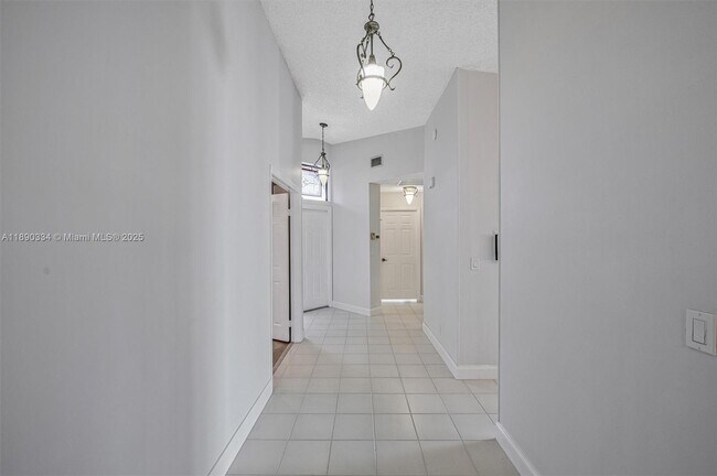 Building Photo - 13174 La Lique Ct