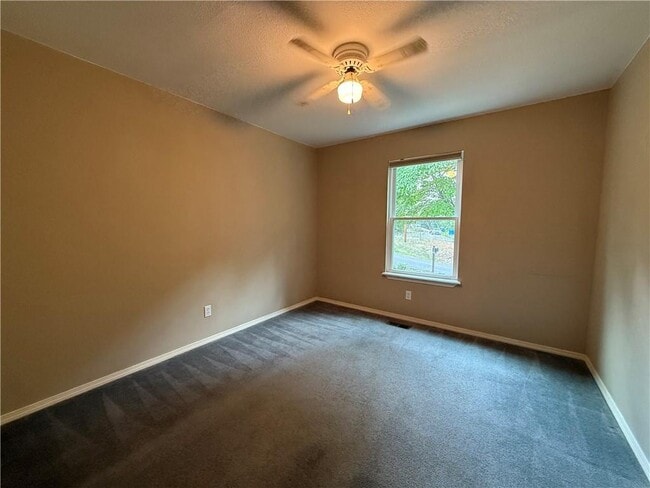 Building Photo - 2 Melling Cir