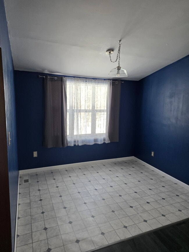 Building Photo - 2139 Horning Rd