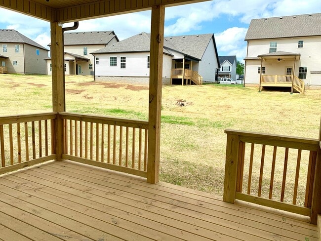 Building Photo - 2002 Jackie Lorraine Drive