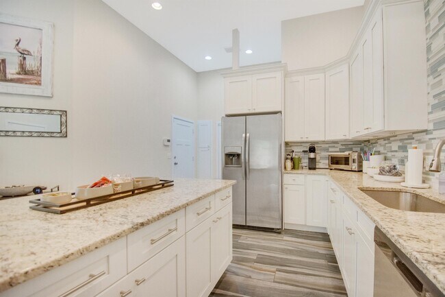 Building Photo - 5378 A1A S