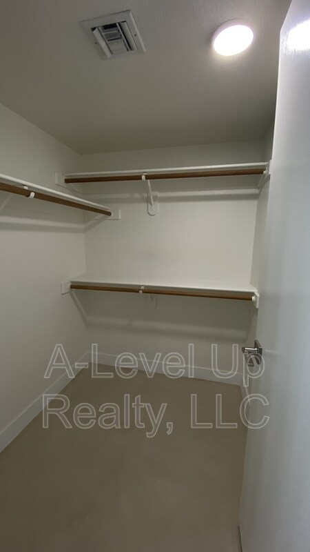 Building Photo - 2387 W Palo Dulce Dr