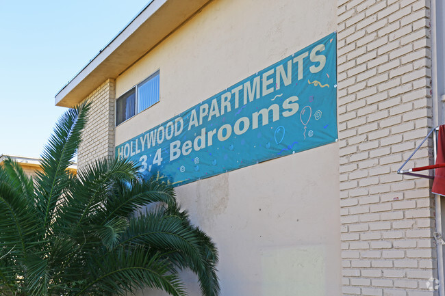 Building Photo - Hollywood Apartments