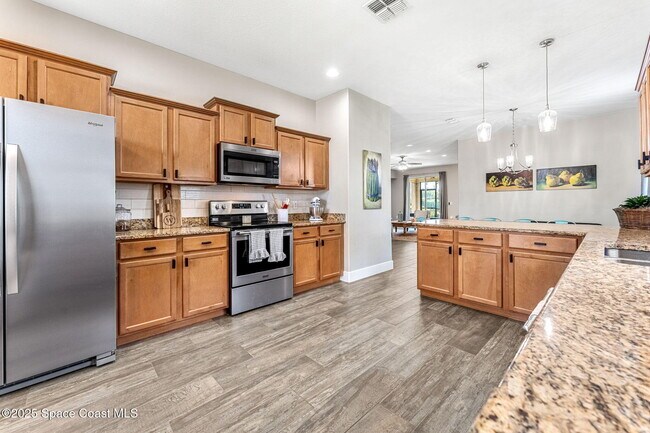 Building Photo - 5724 Trieda Dr