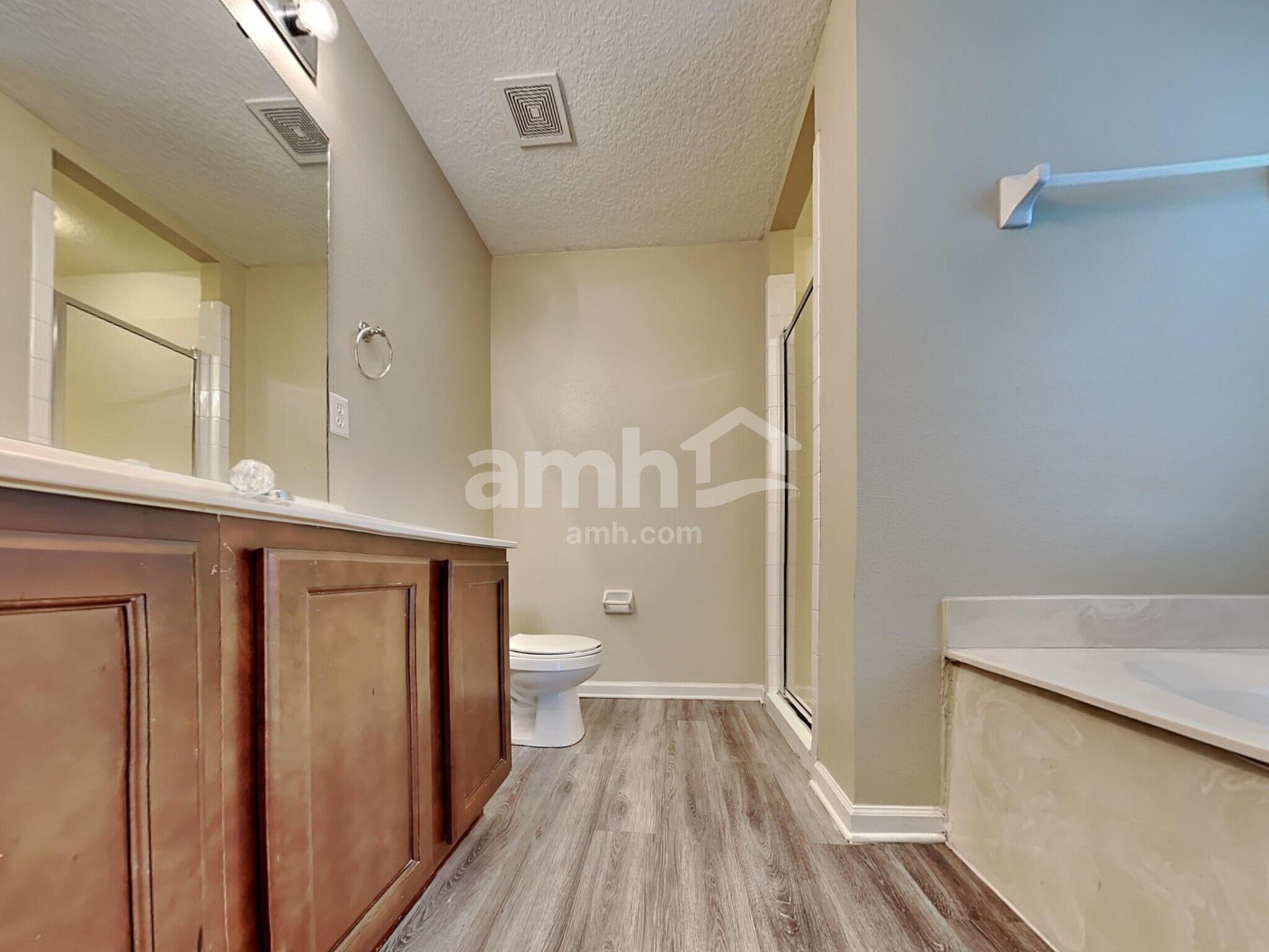 Building Photo - 1861 McGirts Point Blvd