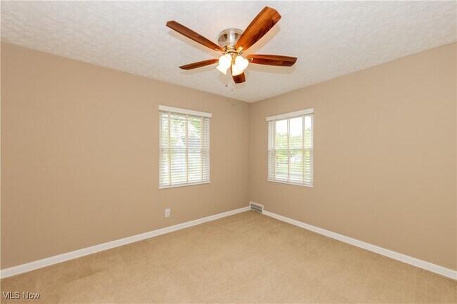 Building Photo - 3702 Glencairn Rd