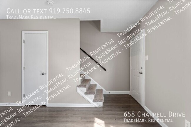 Building Photo - 658 Chappell Dr
