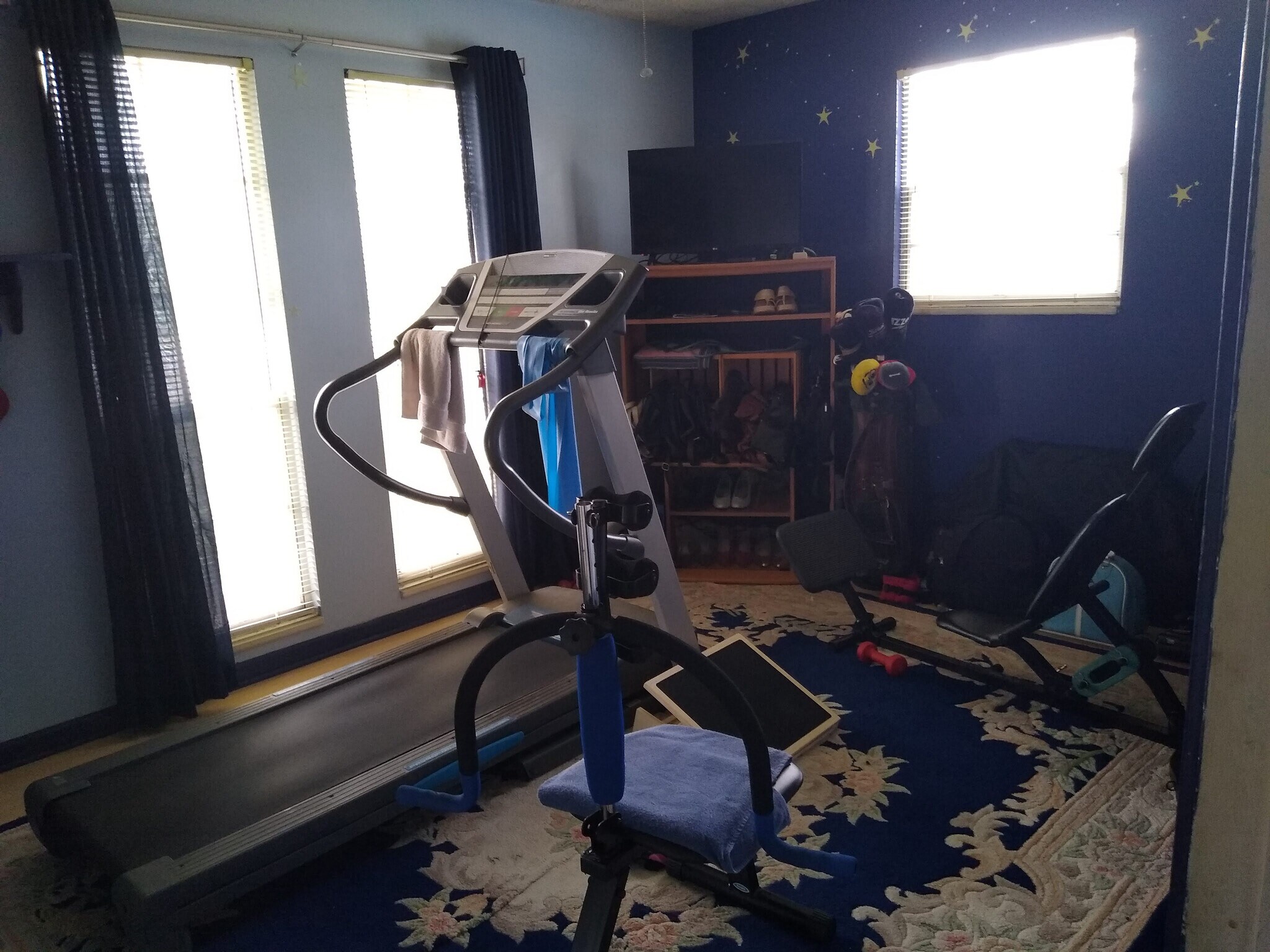 3rd bedroom off hallway - 2620 Moody Ave