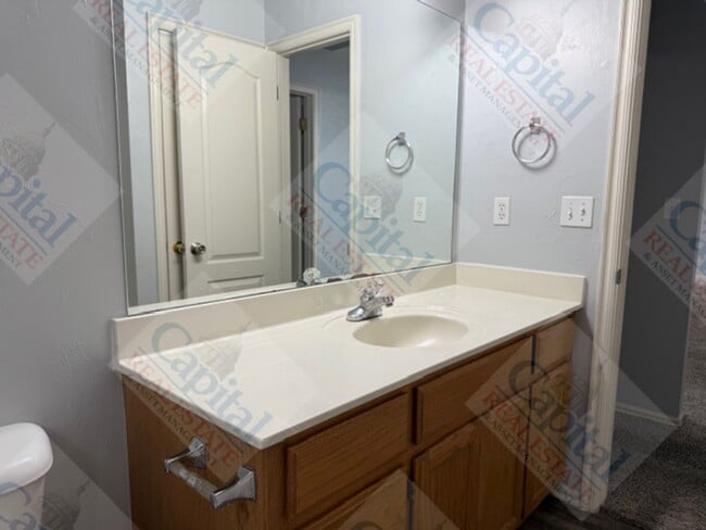 Building Photo - 1720 Briarcreek