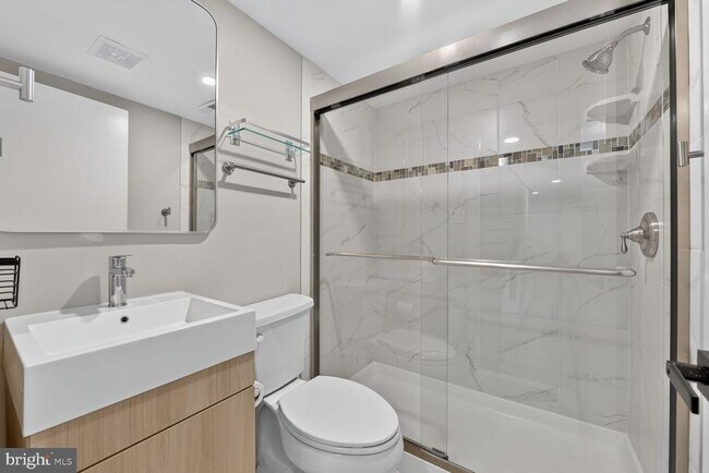 Building Photo - 7426 Hallcrest Dr