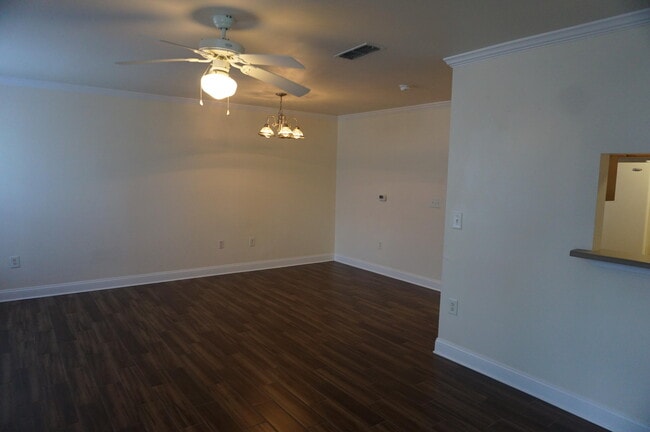 Building Photo - 519 Wingspan Way