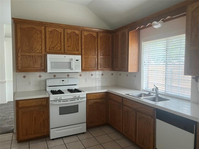 Building Photo - 209 Bryce Canyon Dr