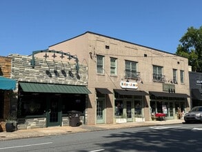 Building Photo - 841-841 Reynolda Rd NW