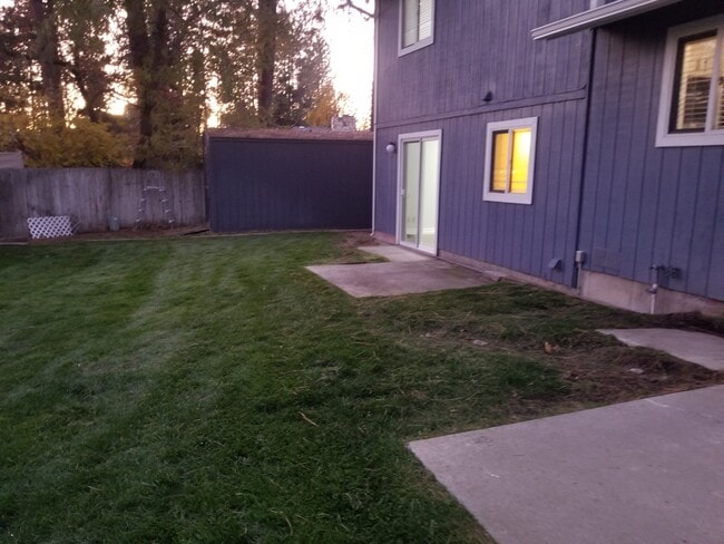 Building Photo - 5727 W Pacific Park Dr