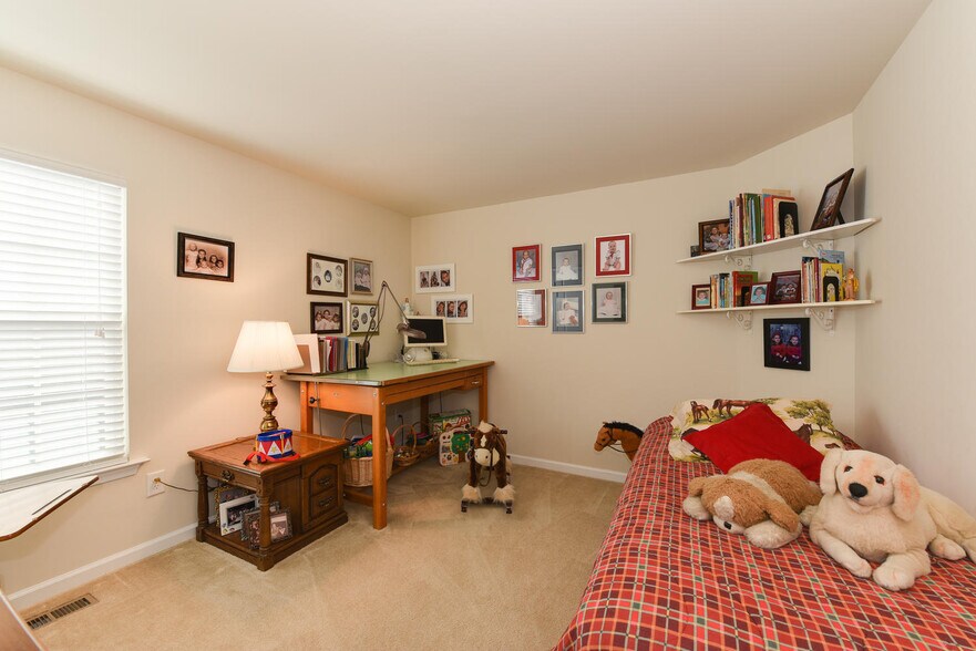 Building Photo - 13318 Beacon Hill Way