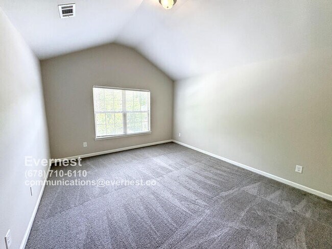 Building Photo - 144 Charolais Dr