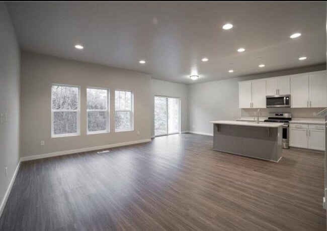 Building Photo - 5006 N Marble Fox Way