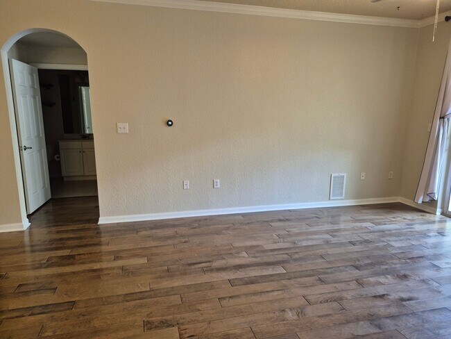 Building Photo - It's a lifestyle!