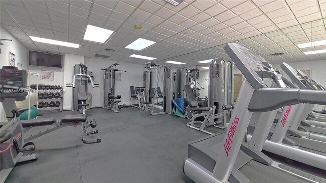 Building Photo - 9455 Collins Ave