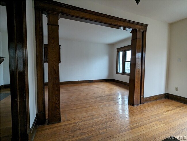 Building Photo - 37 Manchester Pl
