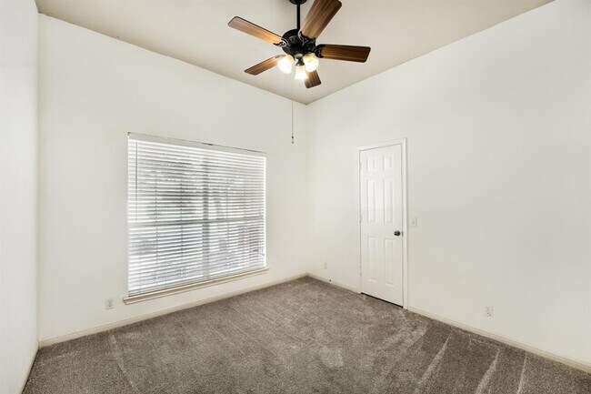 Building Photo - 19009 Leigh Ln