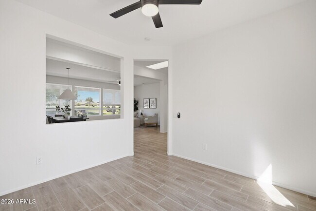 Building Photo - 22408 N Las Vegas Dr