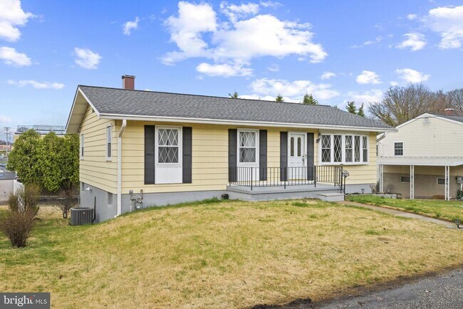 Building Photo - 9608 9th Ave