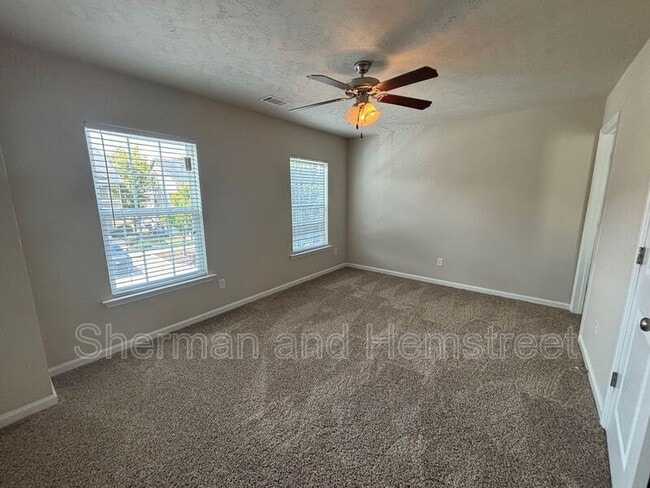 Building Photo - 404 Joiner Cir