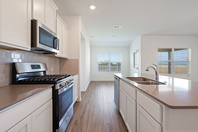 Building Photo - Brand New 3bed/2bath Home Available for Lease!
