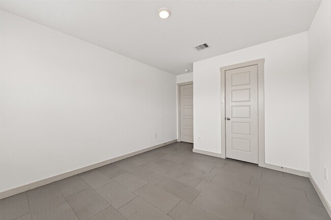 Building Photo - 1826 Sandy Trail Ln