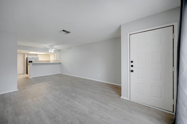 Building Photo - 7205 Timbercreek Dr