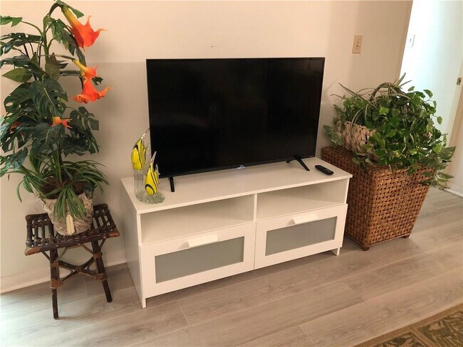 Building Photo - 1967 S Ocean Blvd